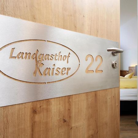 Landgasthof Kaiser Bad Wunnenberg Bagian luar foto